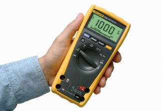 Fluke 77 series IV multimeter