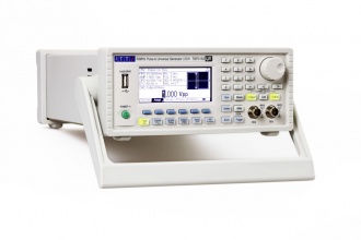 AIM-TTi TGP3152 (TGP3100 Series) Pulse and Function Generator - left