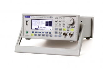 AIM-TTi TGP3152 (TGP3100 Series) Pulse and Function Generator - right