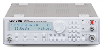 Rohde & Schwarz (HAMEG) HM8135 RF Signal Generator - front