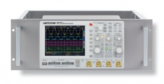 Rohde & Schwarz (HAMEG) HZ46 rack kit (shown with HMO3000 'scope)