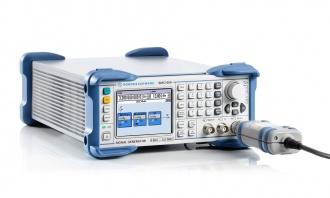 Rohde and Schwarz SMC100A signal generator - with cable