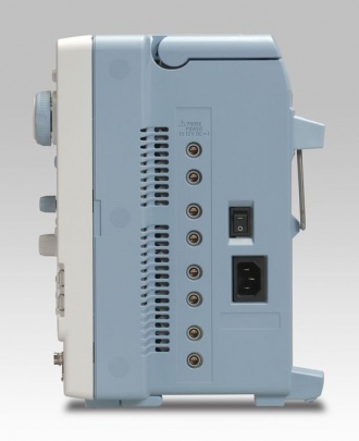 Yokogawa DLM4058 (DLM4000 Series) 8 channel oscilloscope - right side